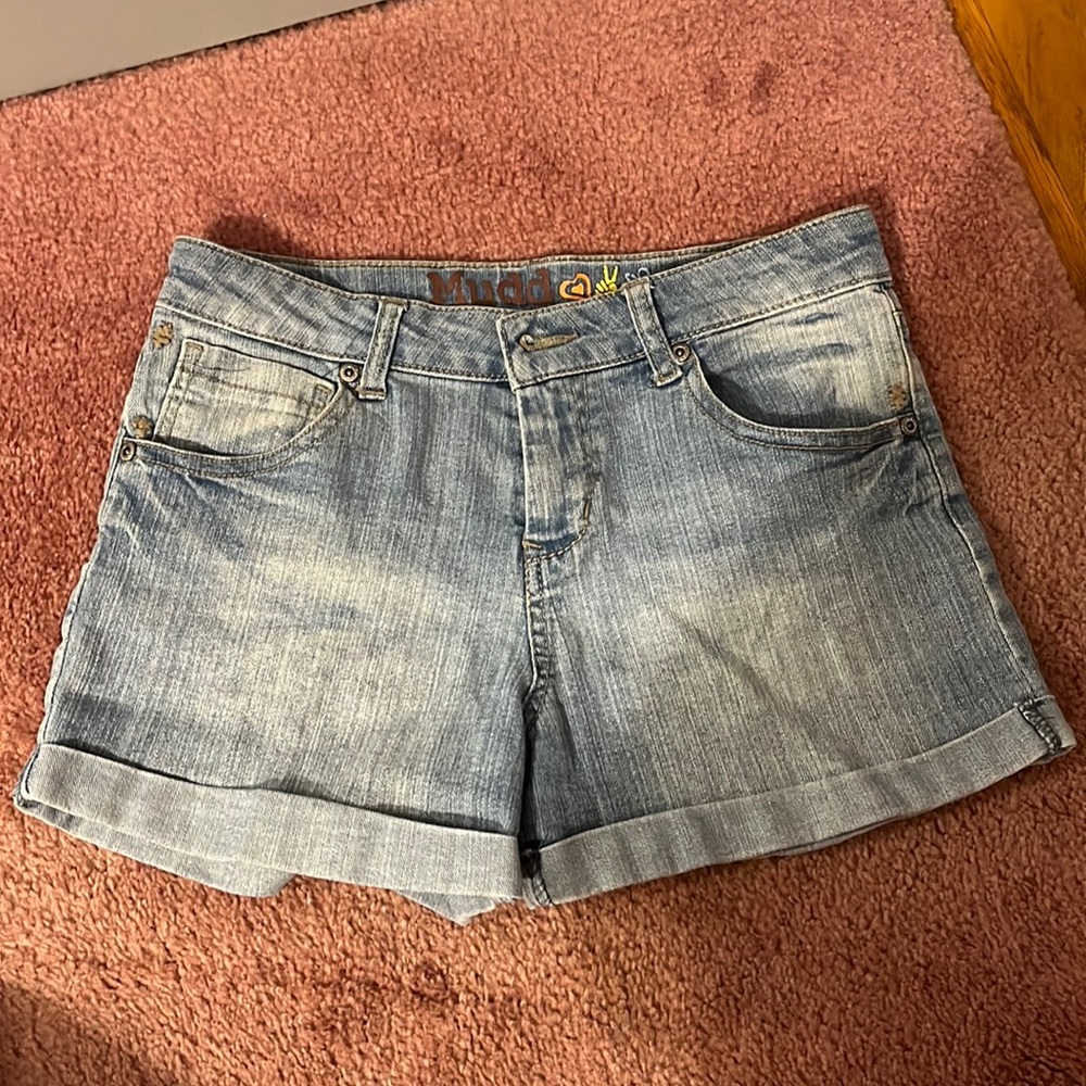 MUDD Jean Shorts